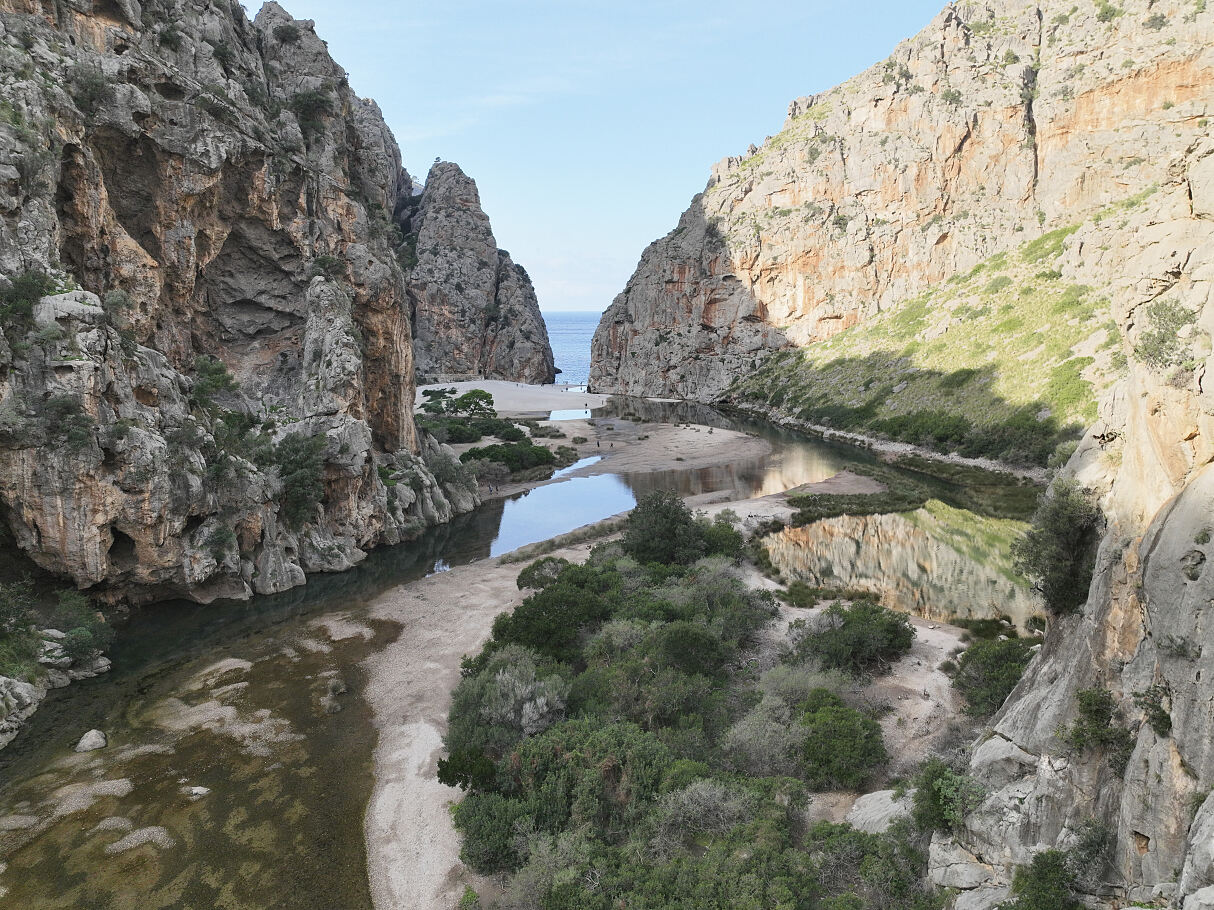 PW - 28 - Mallorca - Beyond the Beaches