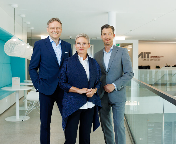 Managing Directors
