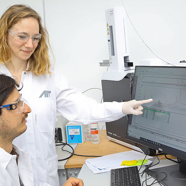 Labs & Research Infrastructure