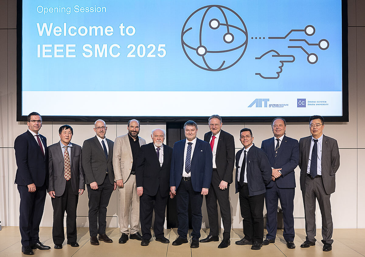 Die IEEE SMC 2025 in Wien bringt führende internationale Expert:innen aus Forschung, Bildung und Praxis zusammen – unter dem Motto „Navigating Frontiers: Smart Systems for a  Dynamic World“ steht der interdisziplinäre Austausch zu neuesten Entwicklungen